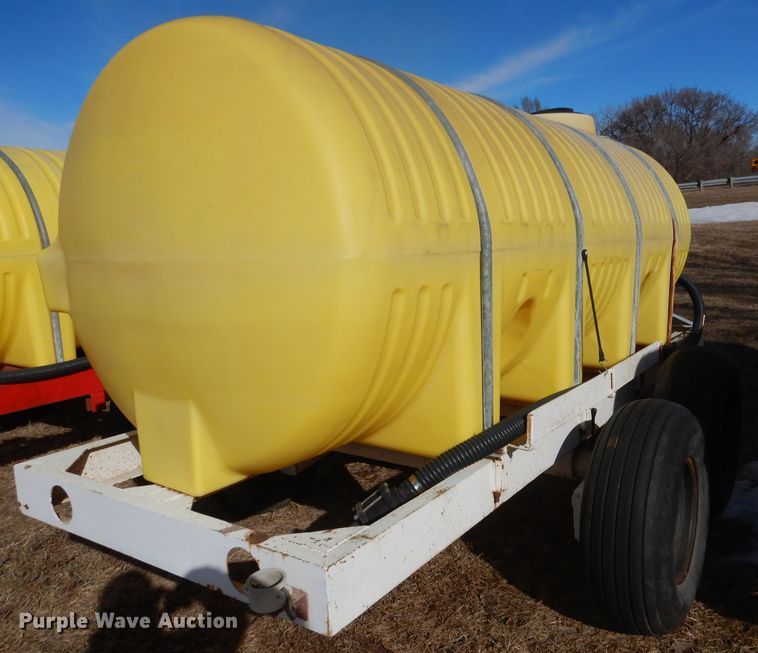 image for item DG5903 Fertilizer tank trailer