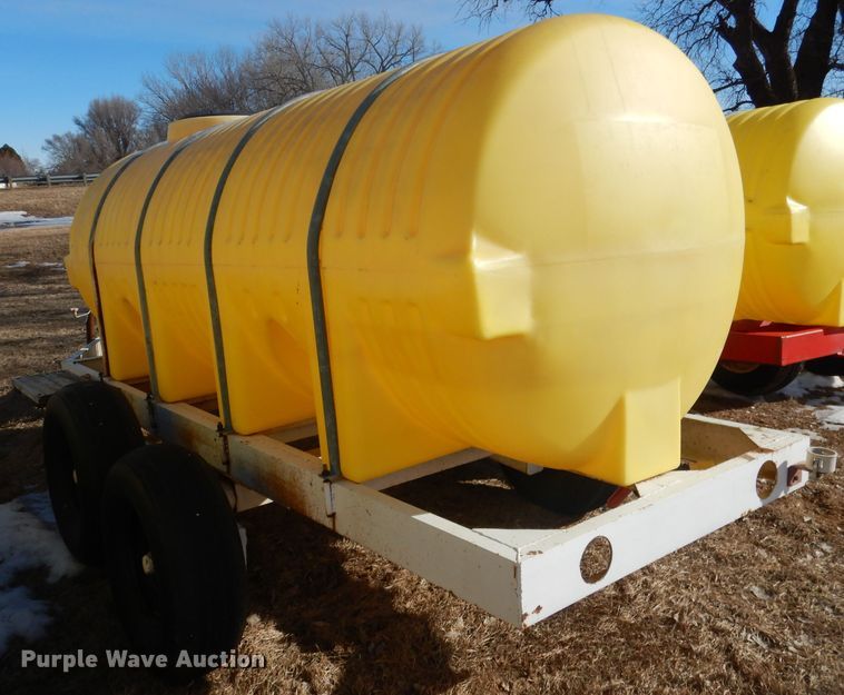 image for item DG5903 Fertilizer tank trailer