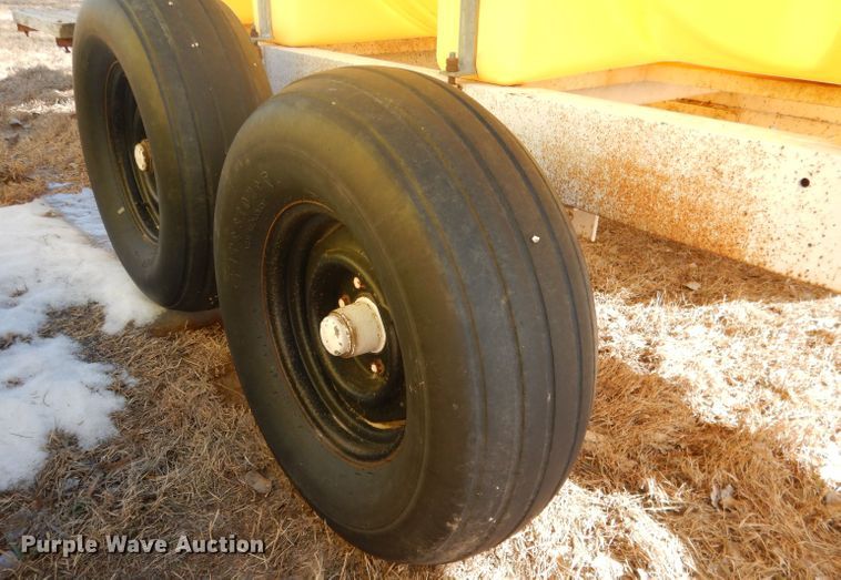 image for item DG5903 Fertilizer tank trailer