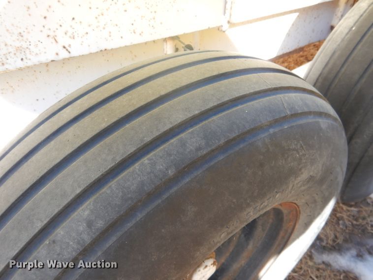 image for item DG5903 Fertilizer tank trailer