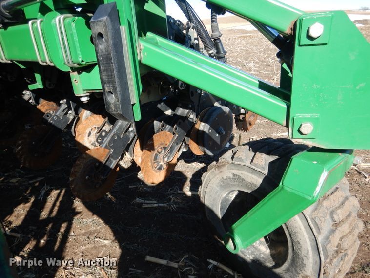 image for item DG5911 Great Plains YP1225A-24TR twin row planter