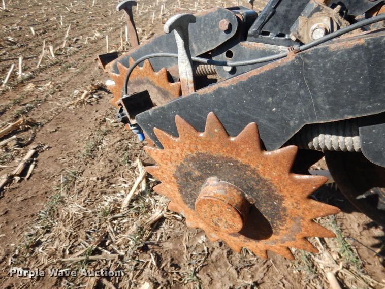 image for item DG5911 Great Plains YP1225A-24TR twin row planter