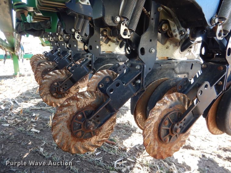 image for item DG5911 Great Plains YP1225A-24TR twin row planter