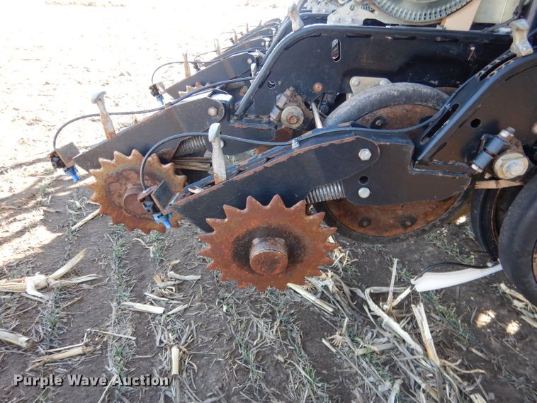 image for item DG5911 Great Plains YP1225A-24TR twin row planter