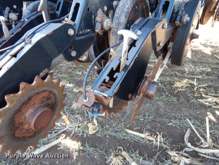 image for item DG5911 Great Plains YP1225A-24TR twin row planter