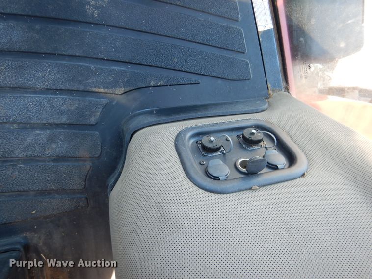 image for item DG5912 2011 Case IH Magnum 275 AFS MFWD tractor