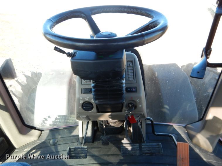 image for item DG5912 2011 Case IH Magnum 275 AFS MFWD tractor