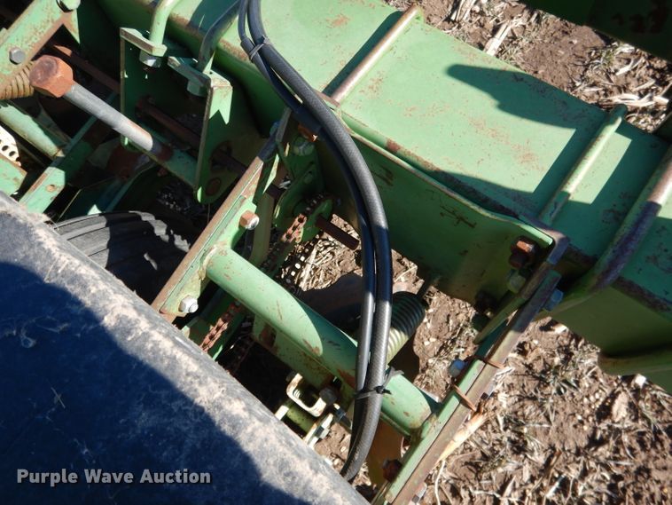 image for item DG5913 John Deere 7100 planter