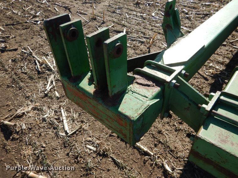 image for item DG5913 John Deere 7100 planter