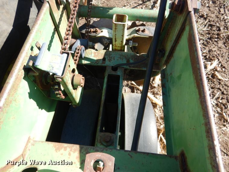 image for item DG5913 John Deere 7100 planter