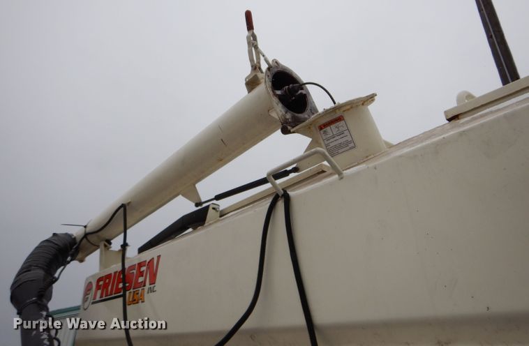 image for item DH4333 Friesen 220 seed tender trailer