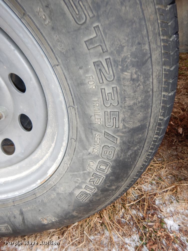 image for item DH4333 Friesen 220 seed tender trailer