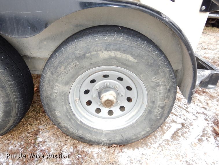 image for item DH4333 Friesen 220 seed tender trailer