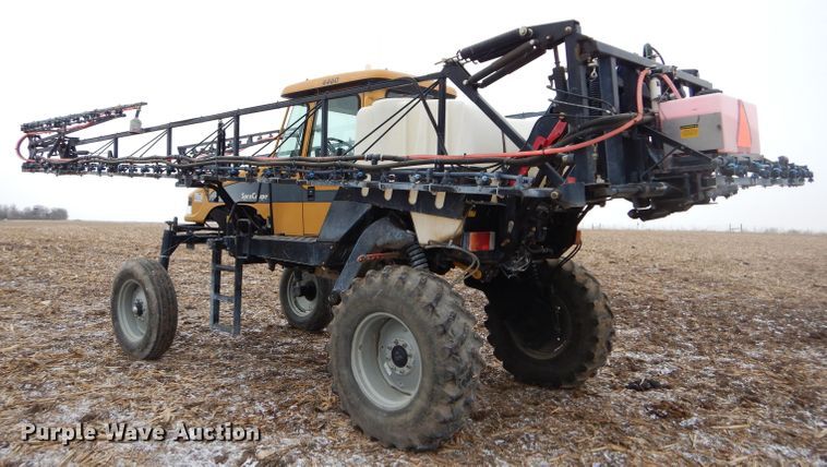 image for item DH4334 2011 SpraCoupe 4460 sprayer