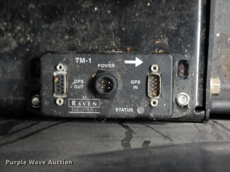 image for item DH4334 2011 SpraCoupe 4460 sprayer