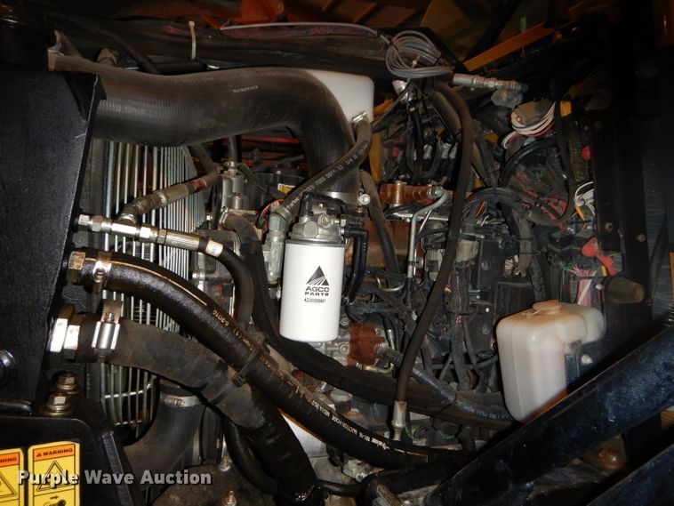 image for item DH4334 2011 SpraCoupe 4460 sprayer