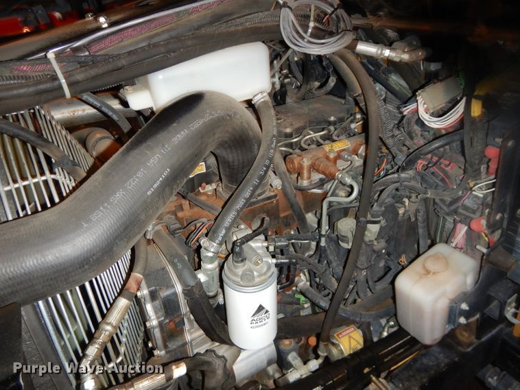 image for item DH4334 2011 SpraCoupe 4460 sprayer