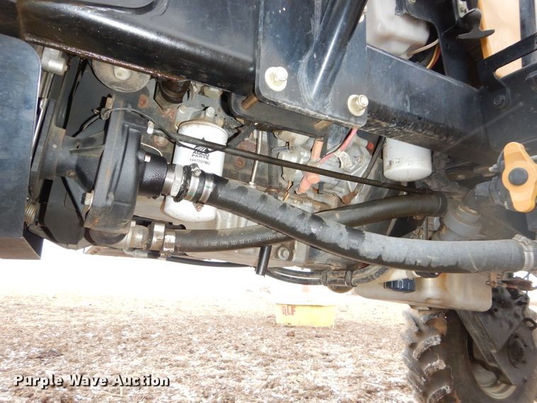 image for item DH4334 2011 SpraCoupe 4460 sprayer