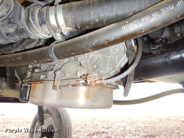 image for item DH4334 2011 SpraCoupe 4460 sprayer