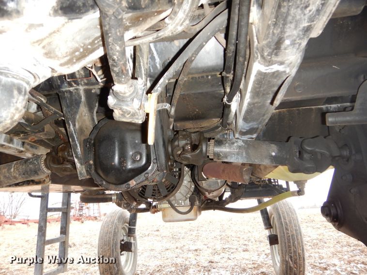 image for item DH4334 2011 SpraCoupe 4460 sprayer