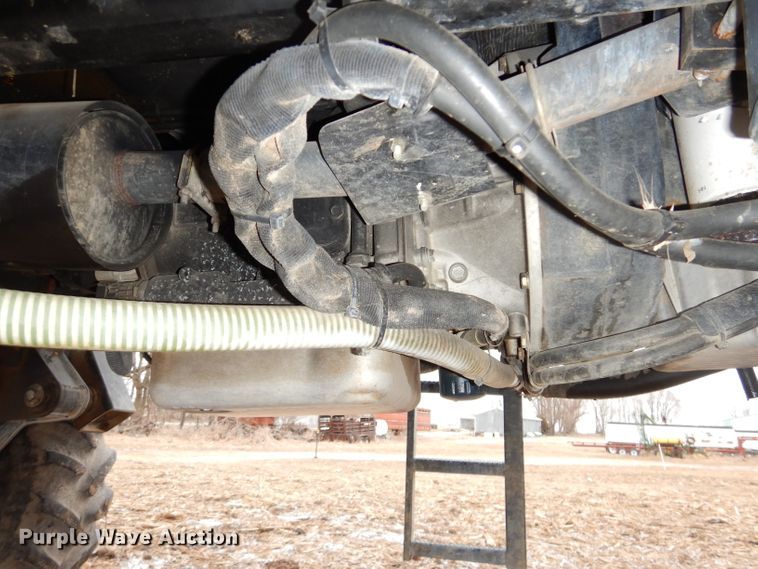 image for item DH4334 2011 SpraCoupe 4460 sprayer