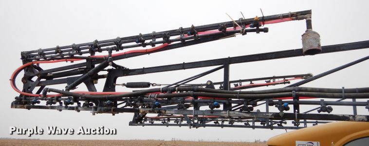 image for item DH4334 2011 SpraCoupe 4460 sprayer