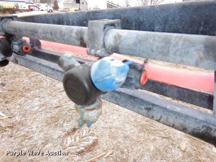 image for item DH4334 2011 SpraCoupe 4460 sprayer