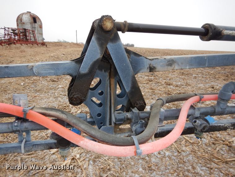 image for item DH4334 2011 SpraCoupe 4460 sprayer