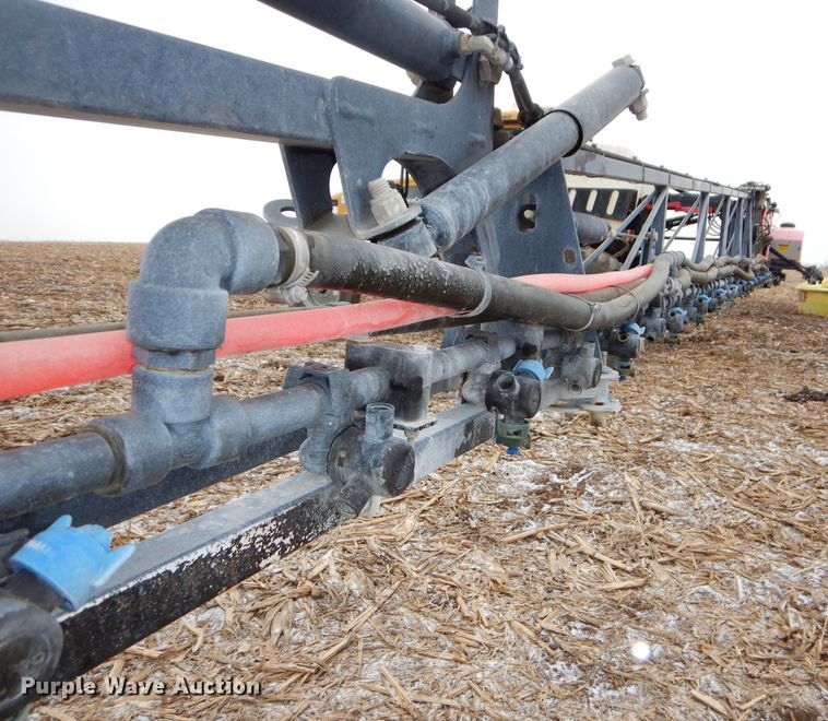 image for item DH4334 2011 SpraCoupe 4460 sprayer