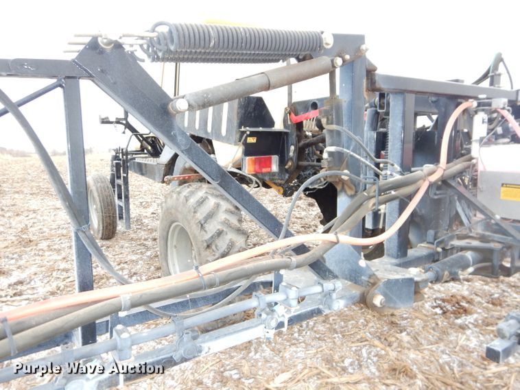 image for item DH4334 2011 SpraCoupe 4460 sprayer