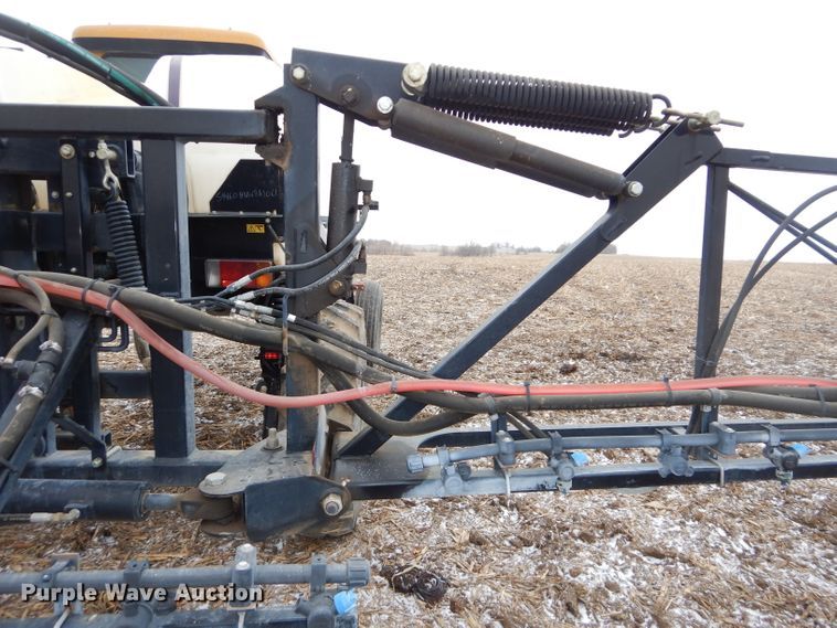 image for item DH4334 2011 SpraCoupe 4460 sprayer