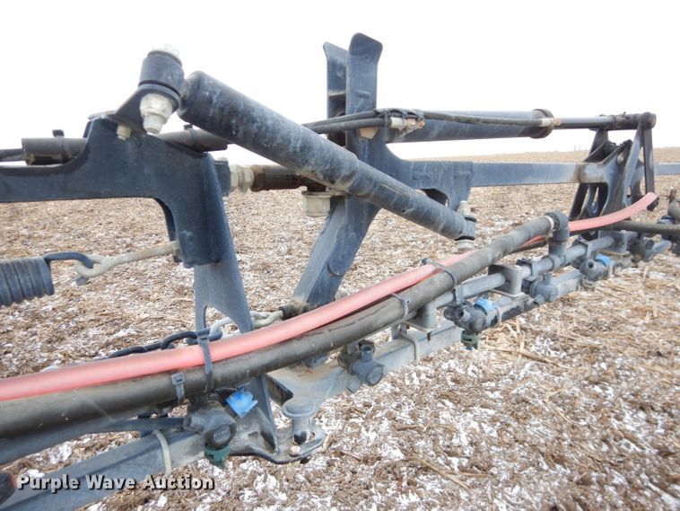 image for item DH4334 2011 SpraCoupe 4460 sprayer