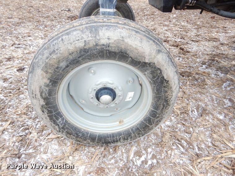 image for item DH4334 2011 SpraCoupe 4460 sprayer