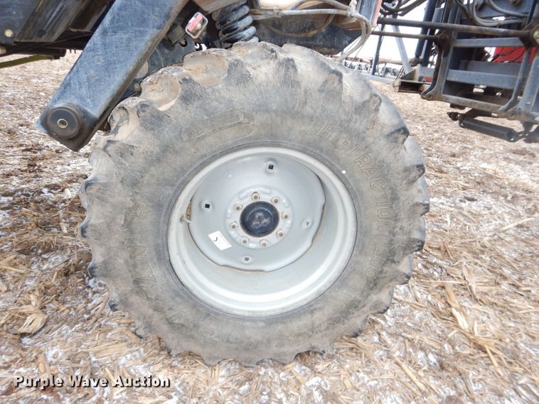 image for item DH4334 2011 SpraCoupe 4460 sprayer