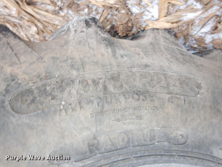 image for item DH4334 2011 SpraCoupe 4460 sprayer