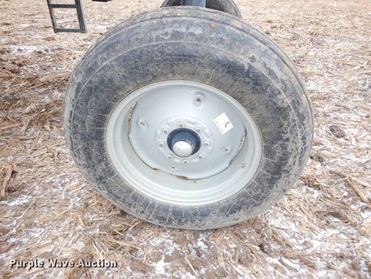 image for item DH4334 2011 SpraCoupe 4460 sprayer