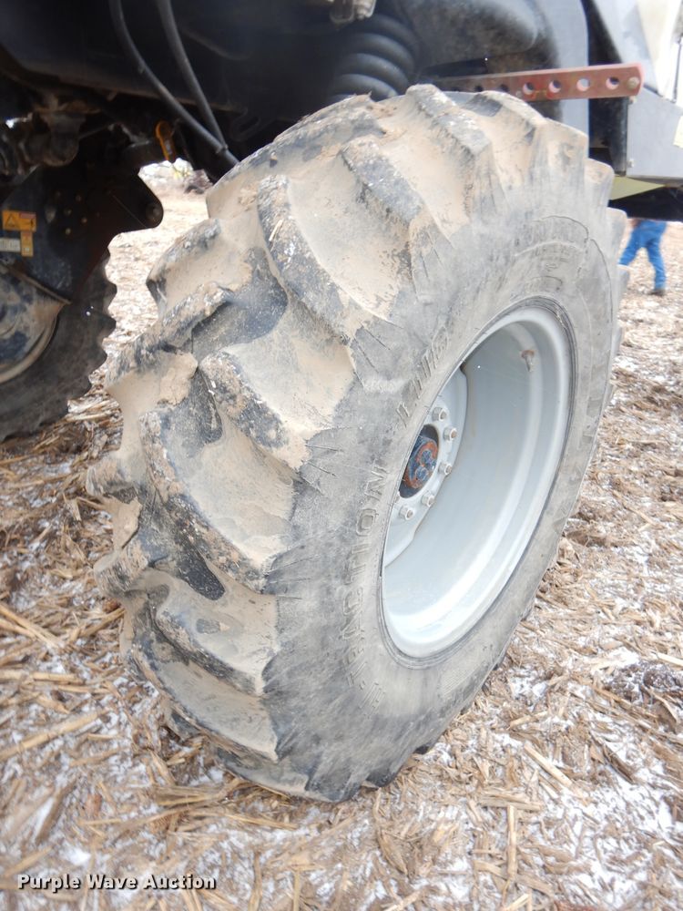 image for item DH4334 2011 SpraCoupe 4460 sprayer