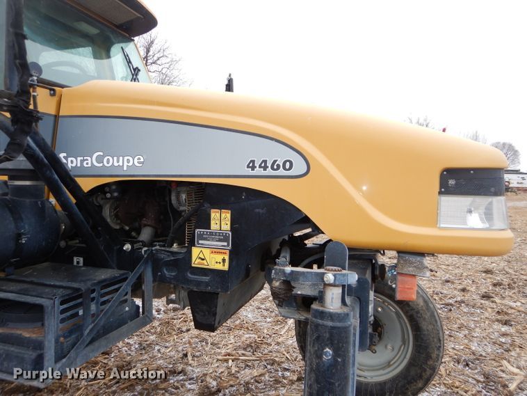 image for item DH4334 2011 SpraCoupe 4460 sprayer