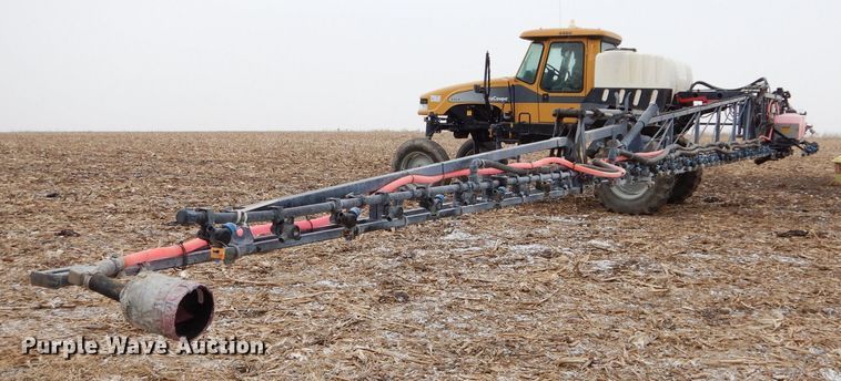 image for item DH4334 2011 SpraCoupe 4460 sprayer