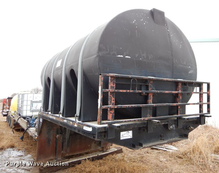 image for item DH4335 1984 Unruh drop deck chemical tender trailer