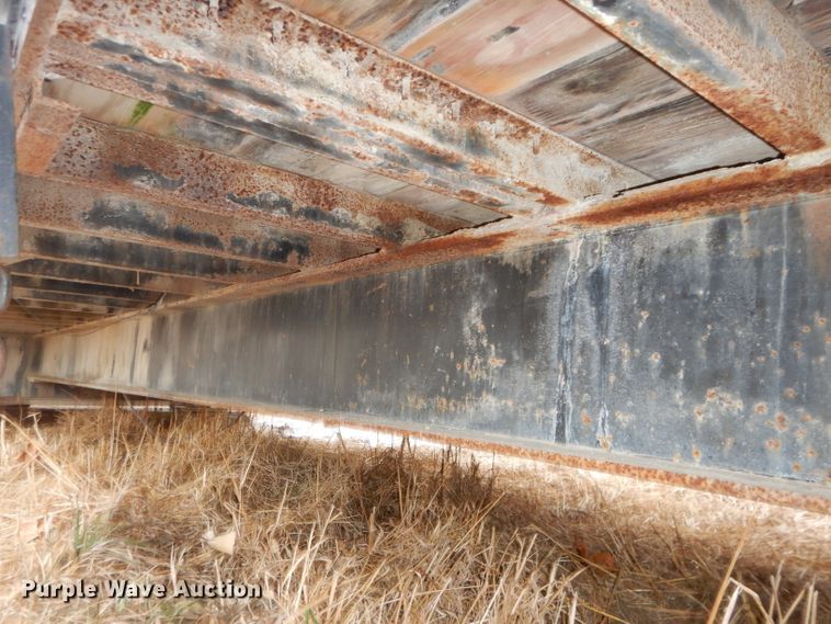 image for item DH4335 1984 Unruh drop deck chemical tender trailer