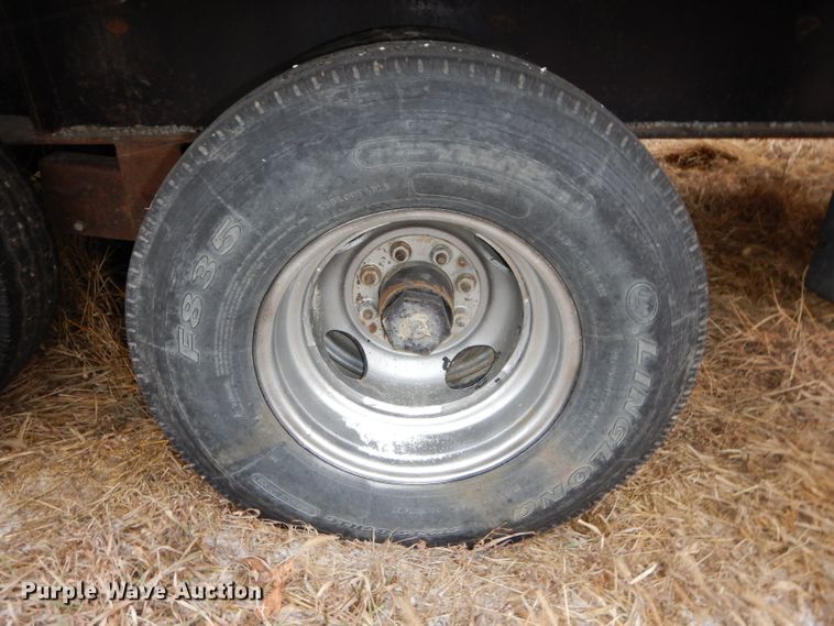 image for item DH4335 1984 Unruh drop deck chemical tender trailer