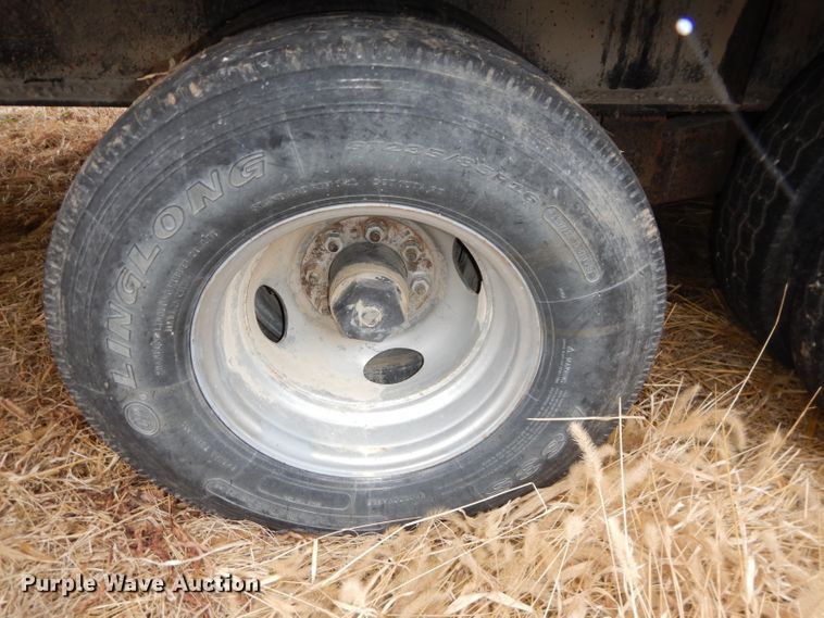 image for item DH4335 1984 Unruh drop deck chemical tender trailer