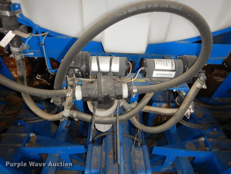 image for item DH4338 2010 Landoll 5530-30X10 no-till grain drill