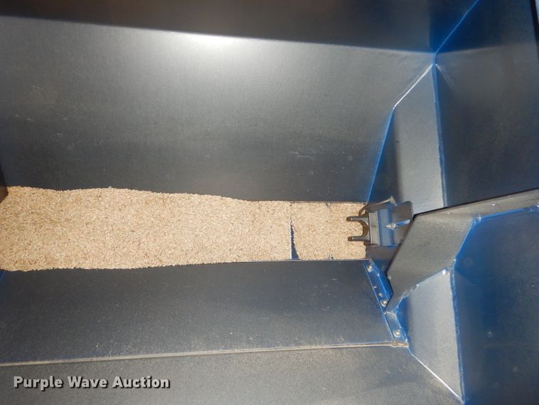 image for item DH4338 2010 Landoll 5530-30X10 no-till grain drill