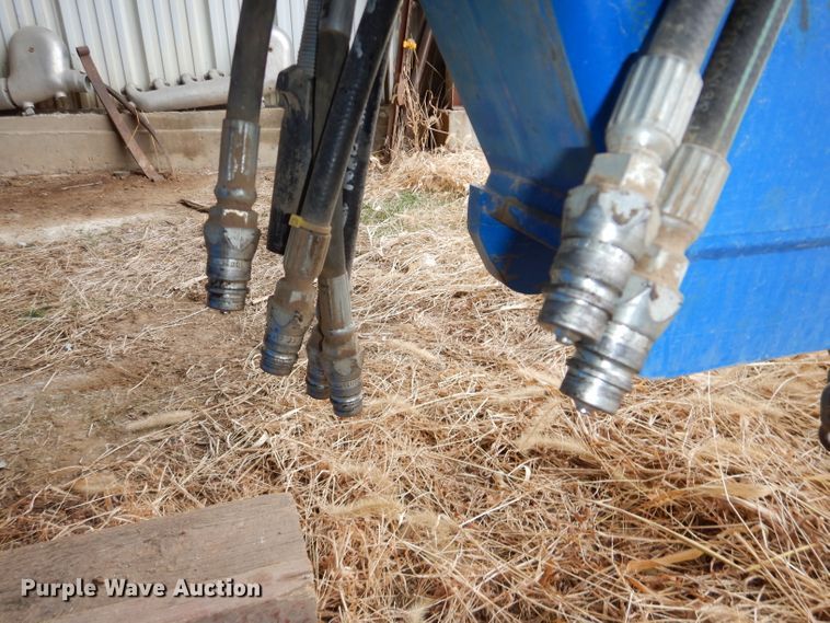 image for item DH4338 2010 Landoll 5530-30X10 no-till grain drill