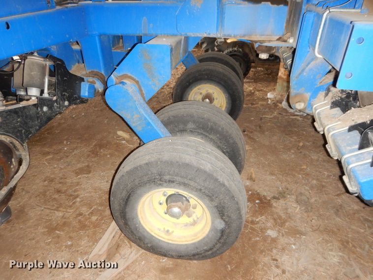 image for item DH4338 2010 Landoll 5530-30X10 no-till grain drill