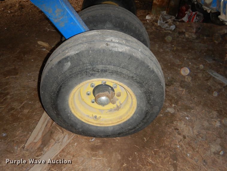 image for item DH4338 2010 Landoll 5530-30X10 no-till grain drill