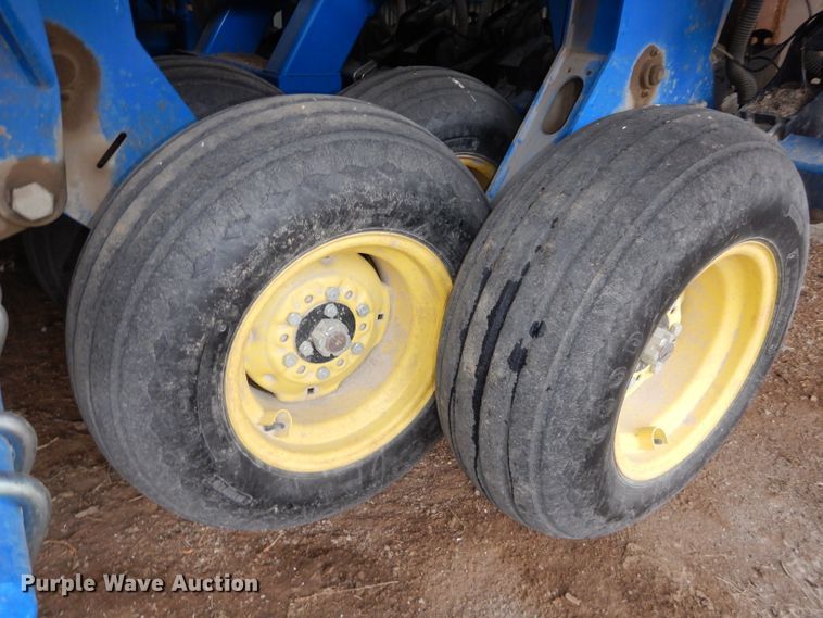 image for item DH4338 2010 Landoll 5530-30X10 no-till grain drill