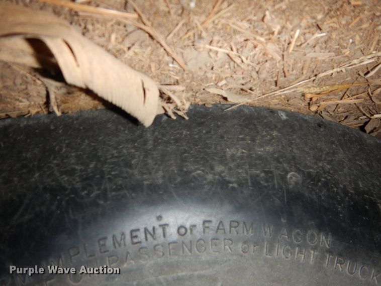 image for item DH4338 2010 Landoll 5530-30X10 no-till grain drill